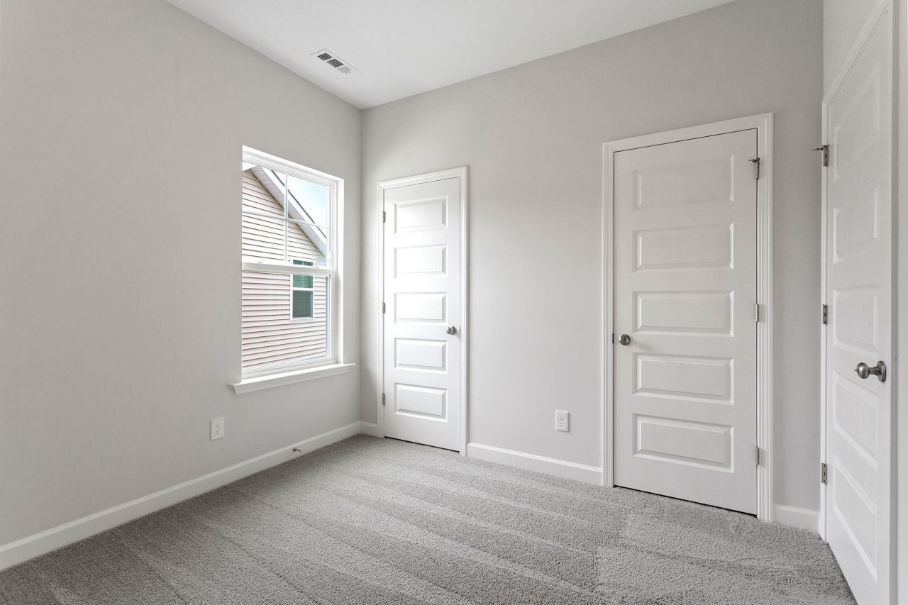 91 Crosswick Street Photo 25