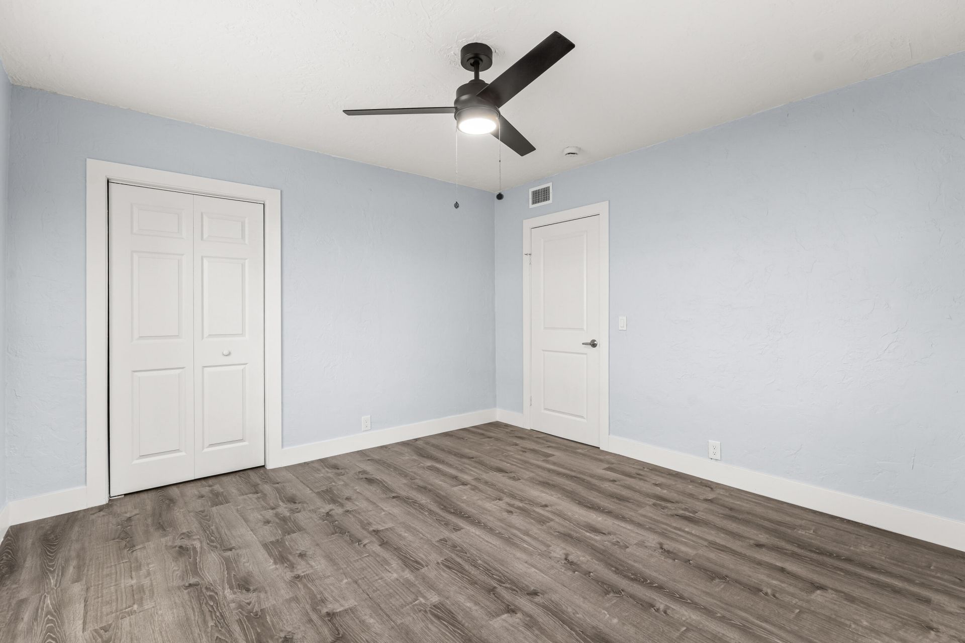 656 W 6th Street, Riviera Beach, FL 33404 Photo