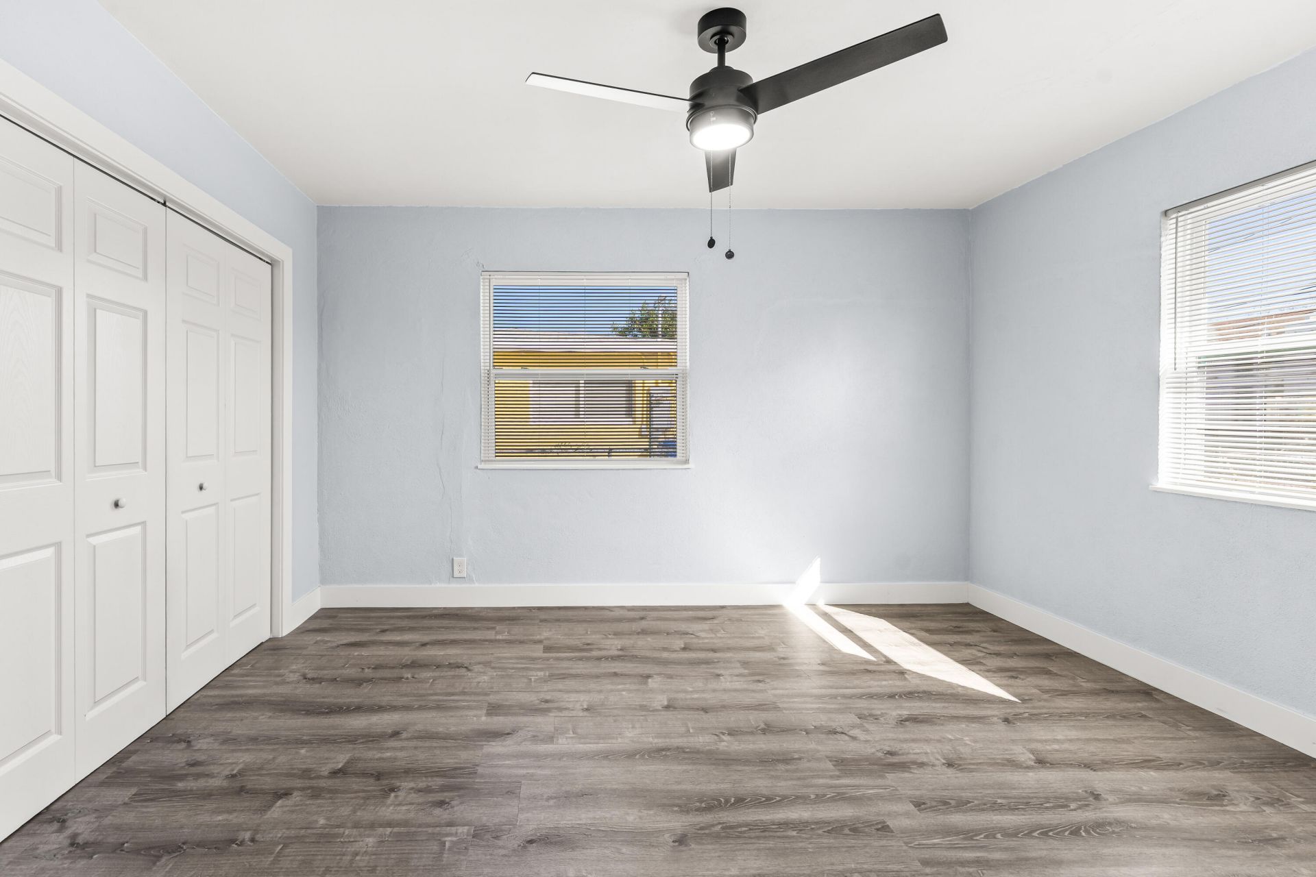 656 W 6th Street, Riviera Beach, FL 33404 Photo