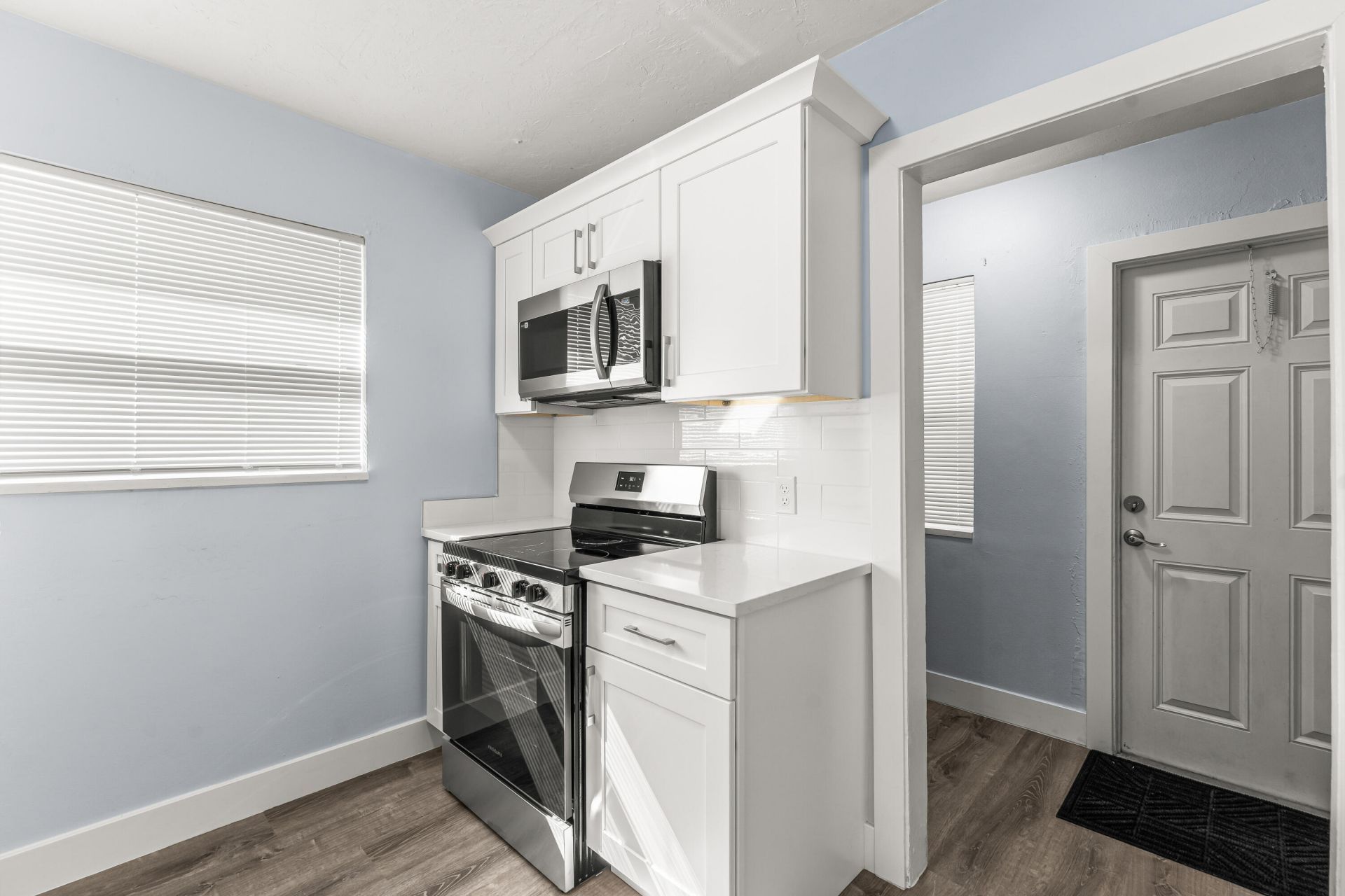 656 W 6th Street, Riviera Beach, FL 33404 Photo