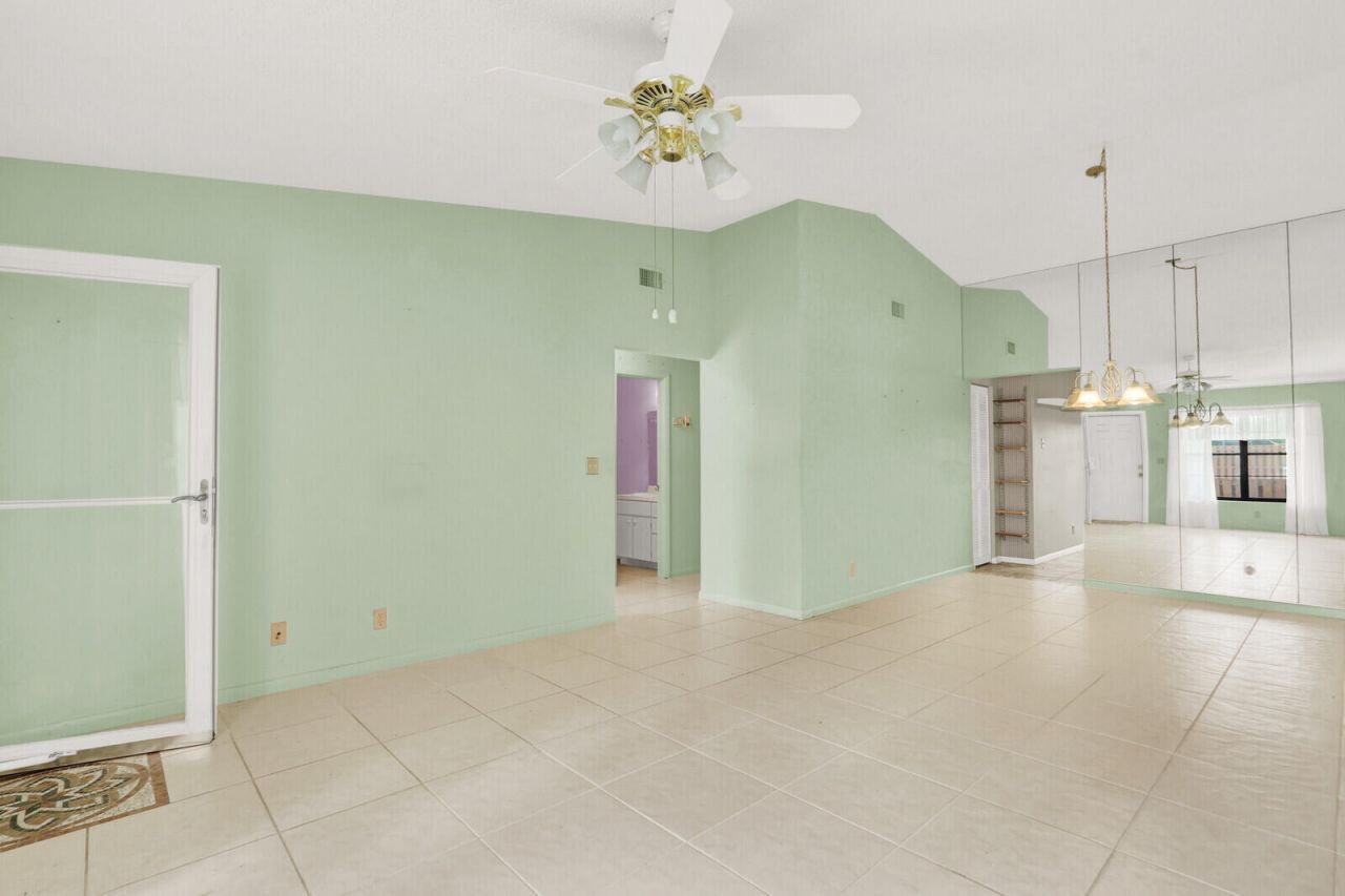 8091 SE Villa Circle, Hobe Sound, FL 33455 Photo