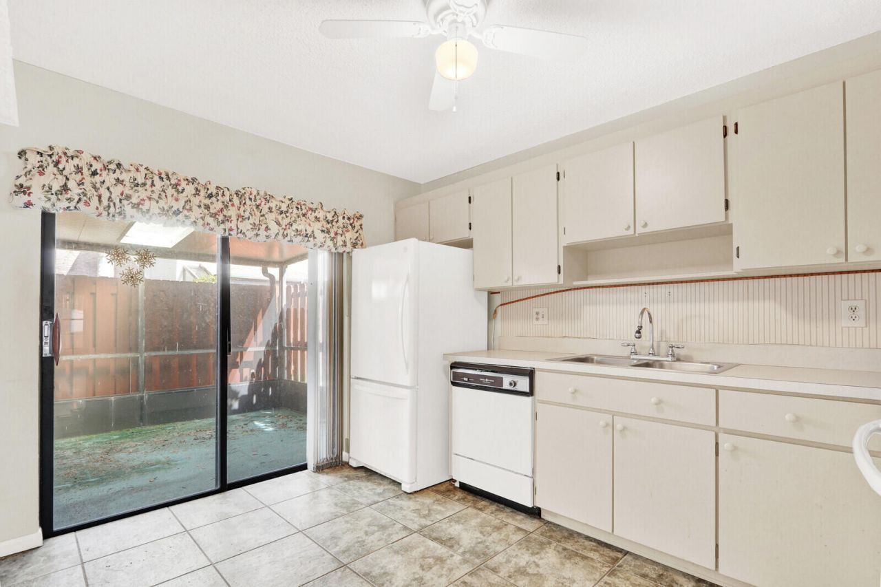 8091 SE Villa Circle, Hobe Sound, FL 33455 Photo