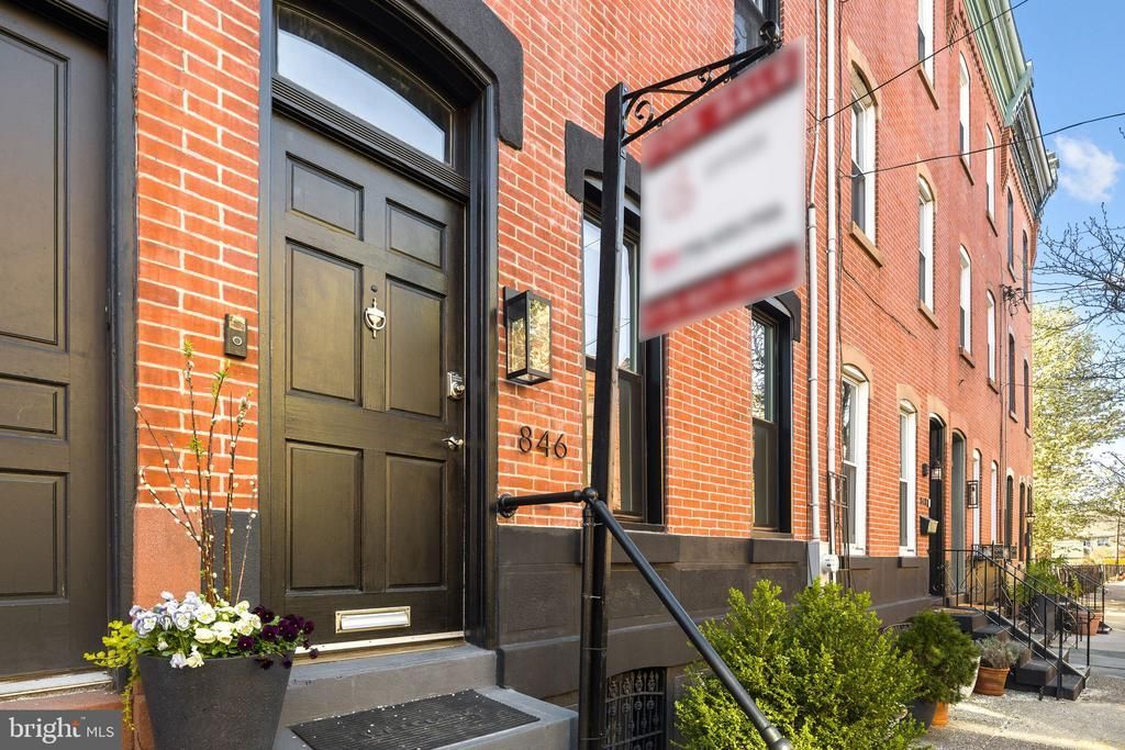 846 N 24th Street, Philadelphia, PA 19130 Main Photo