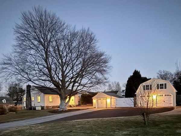 302 S VALLEY FORGE ROAD, DEVON, PA 19333