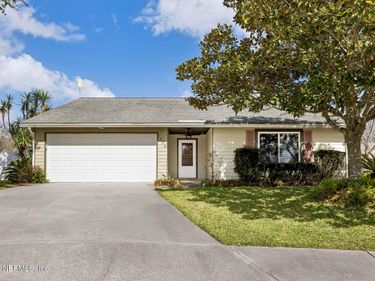 1994 APOPKA Drive, Middleburg, FL 32068