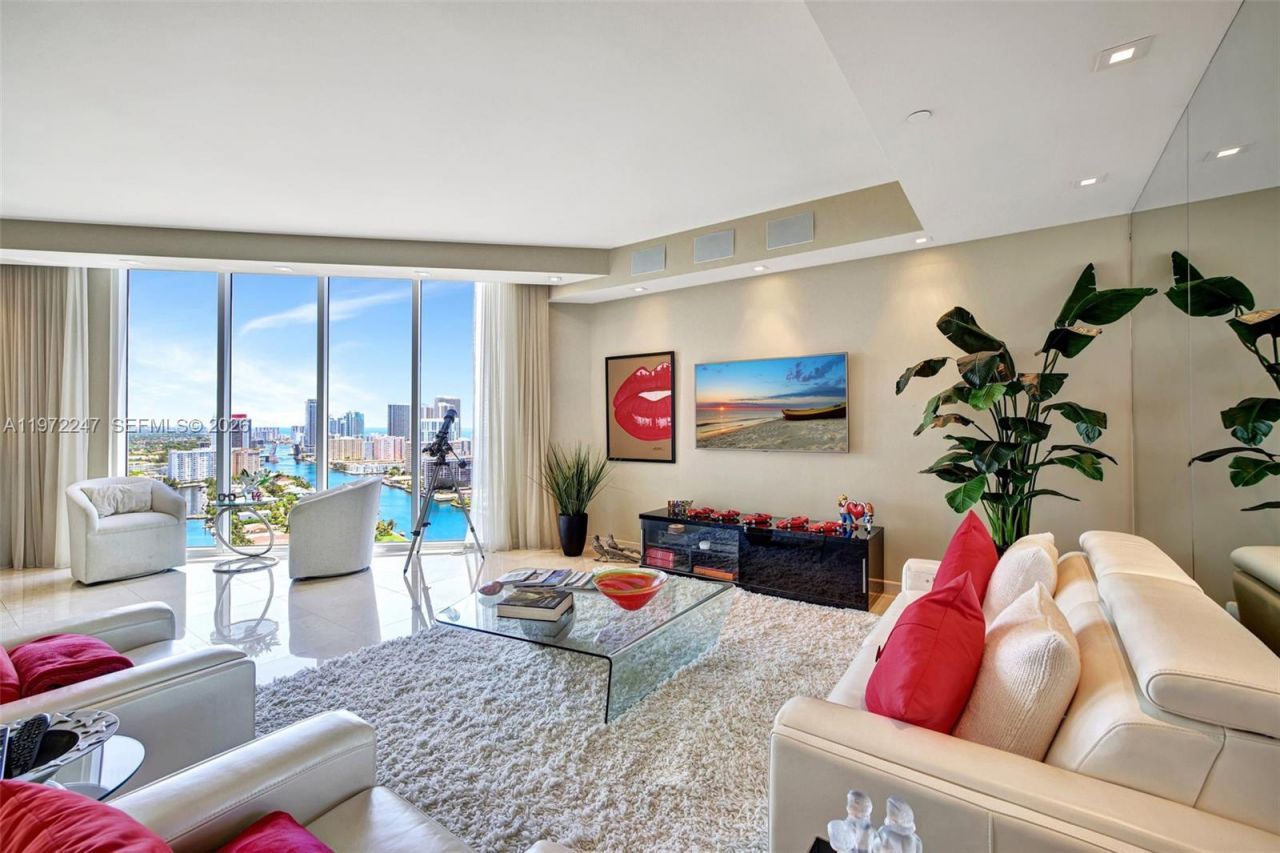 21200 Point Pl, Unit PH 2804, Aventura, FL 33180 Photo