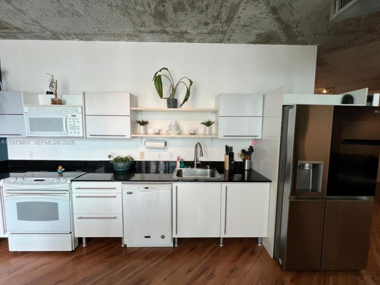 690 SW 1st Ct, Unit 1934, Miami, FL 33130 Photo