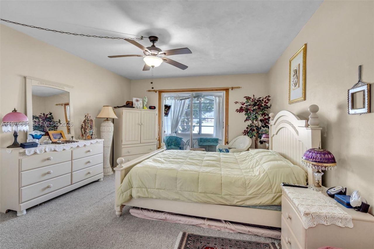 1530 NE 191st St , Unit 105, Miami, FL 33179 Photo