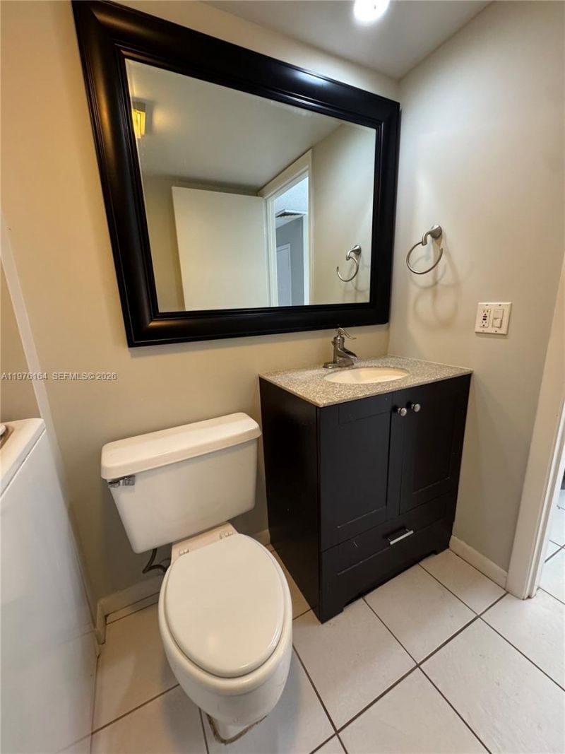 9143d SW 23rd St , Davie, FL 33324 Photo