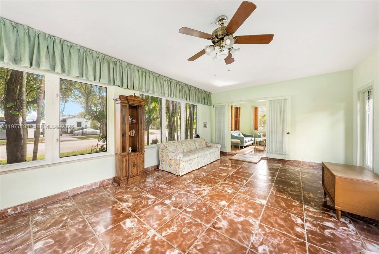 701 SW 27th Rd, Miami, FL 33129 Photo