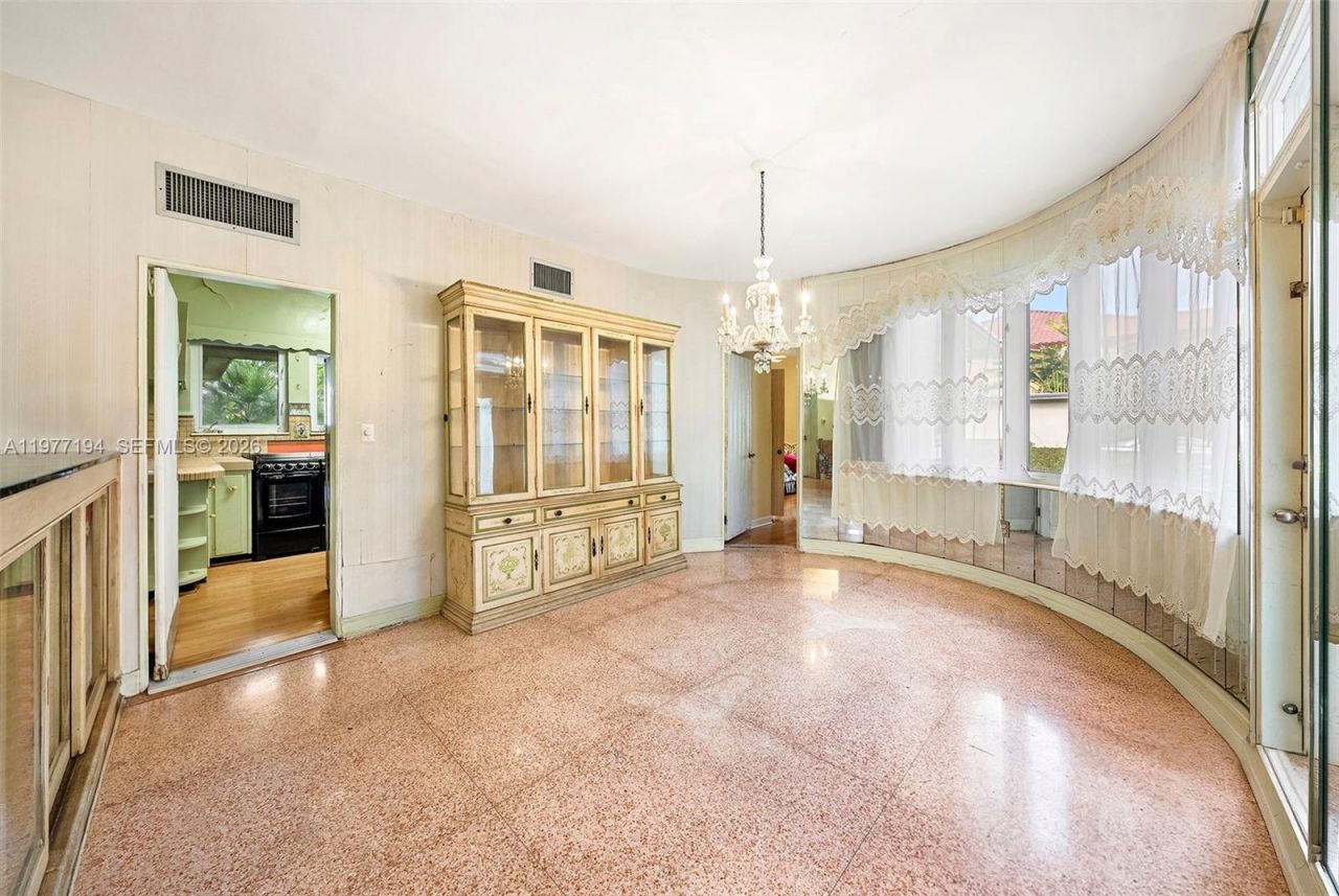 701 SW 27th Rd, Miami, FL 33129 Photo