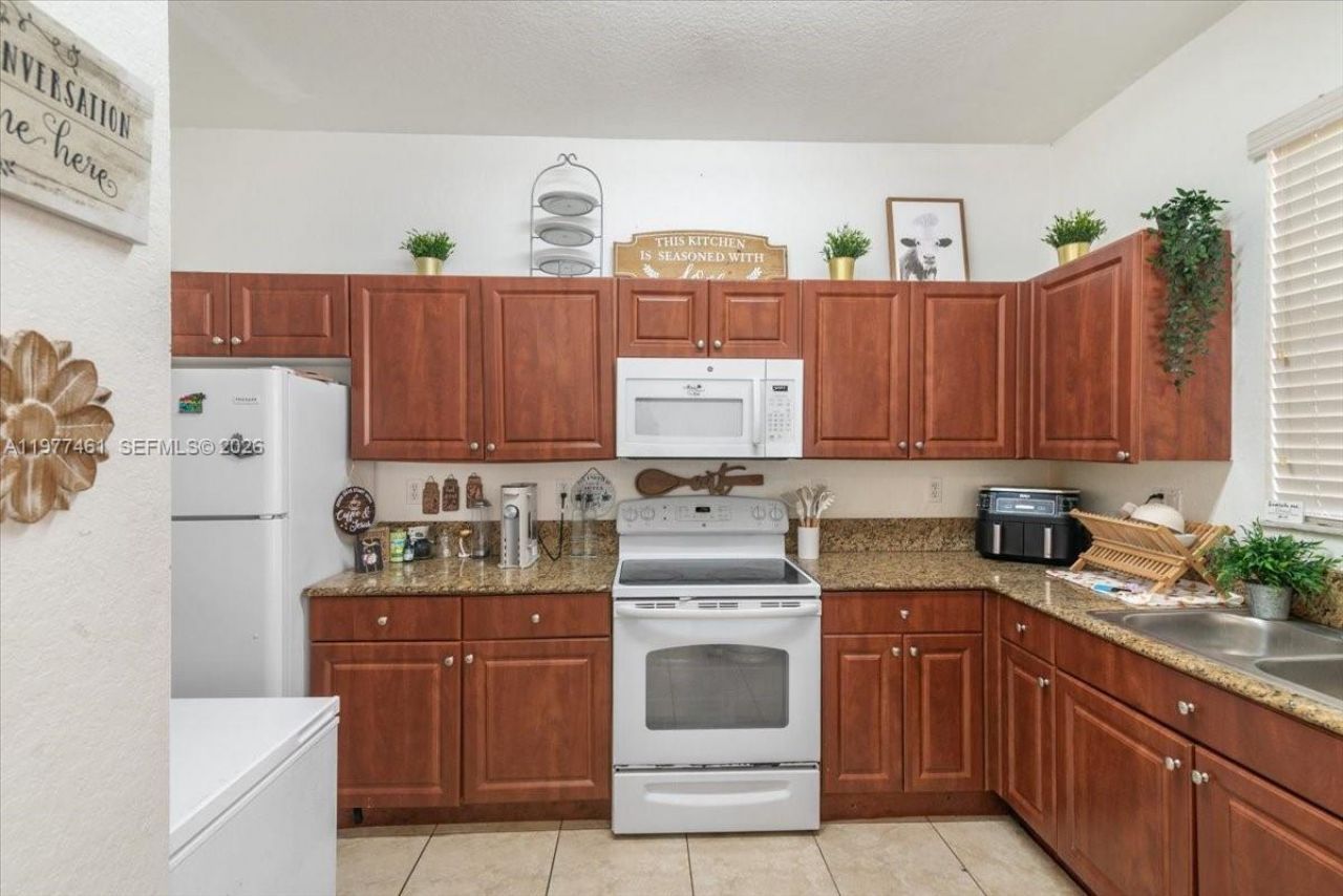 12958 SW 135th St , Miami, FL 33186 Photo