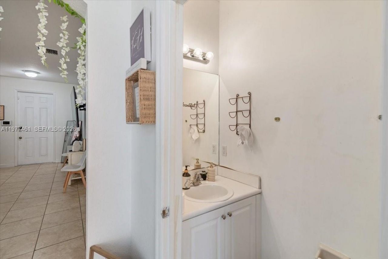 12958 SW 135th St , Miami, FL 33186 Photo