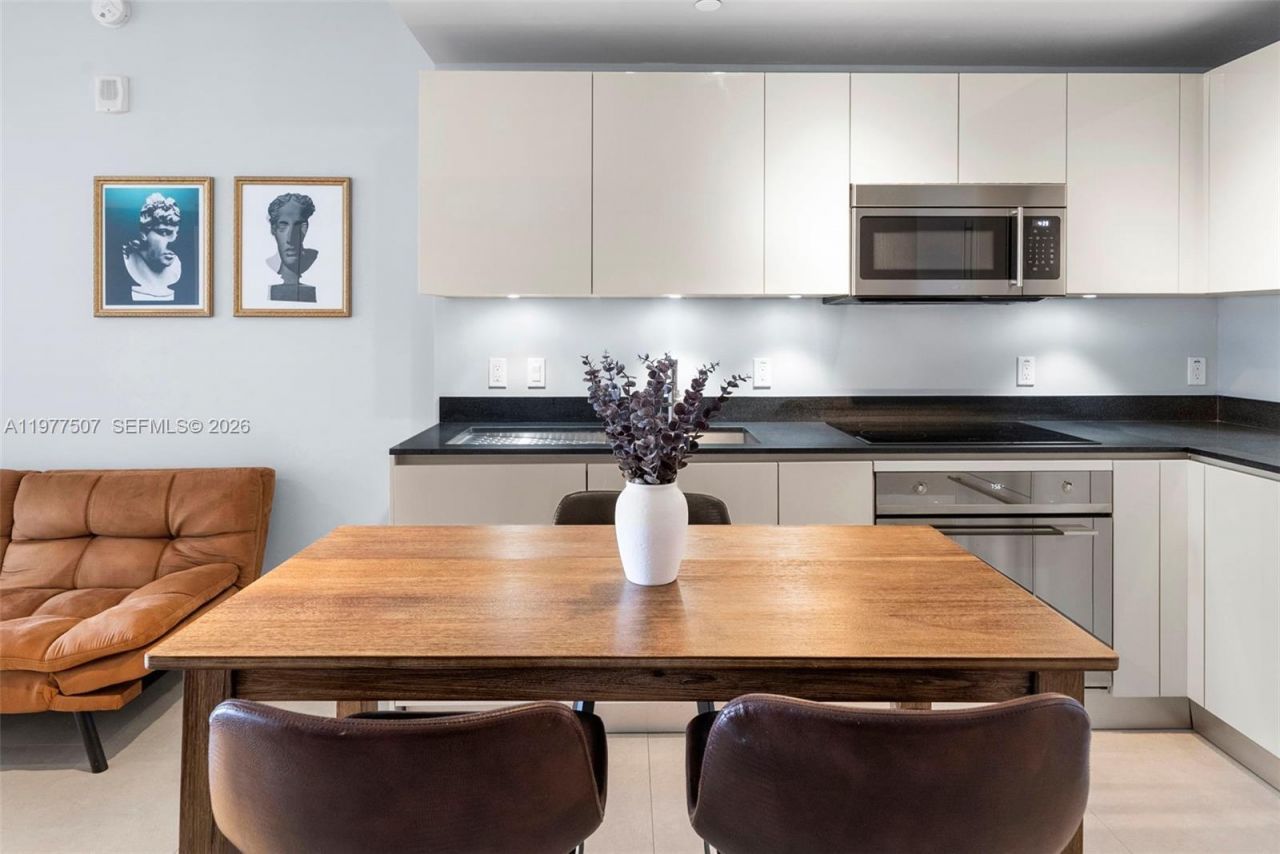 1010 Brickell Ave, Unit 3610, Miami, FL 33131 Photo