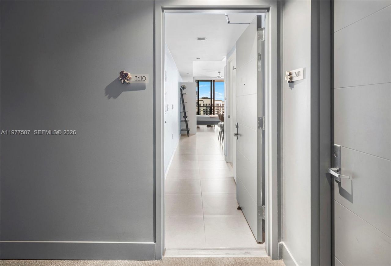 1010 Brickell Ave, Unit 3610, Miami, FL 33131 Photo