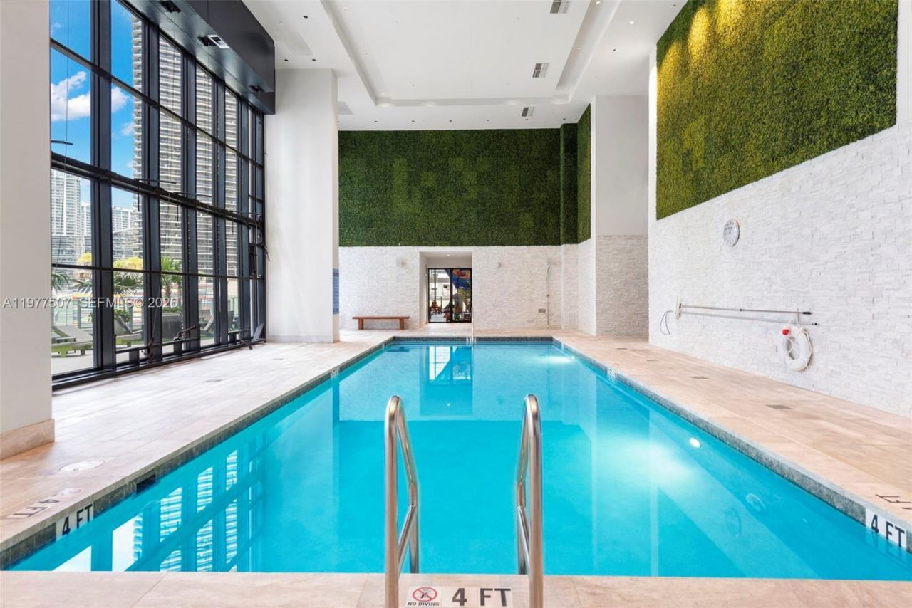 1010 Brickell Ave, Unit 3610, Miami, FL 33131 Photo