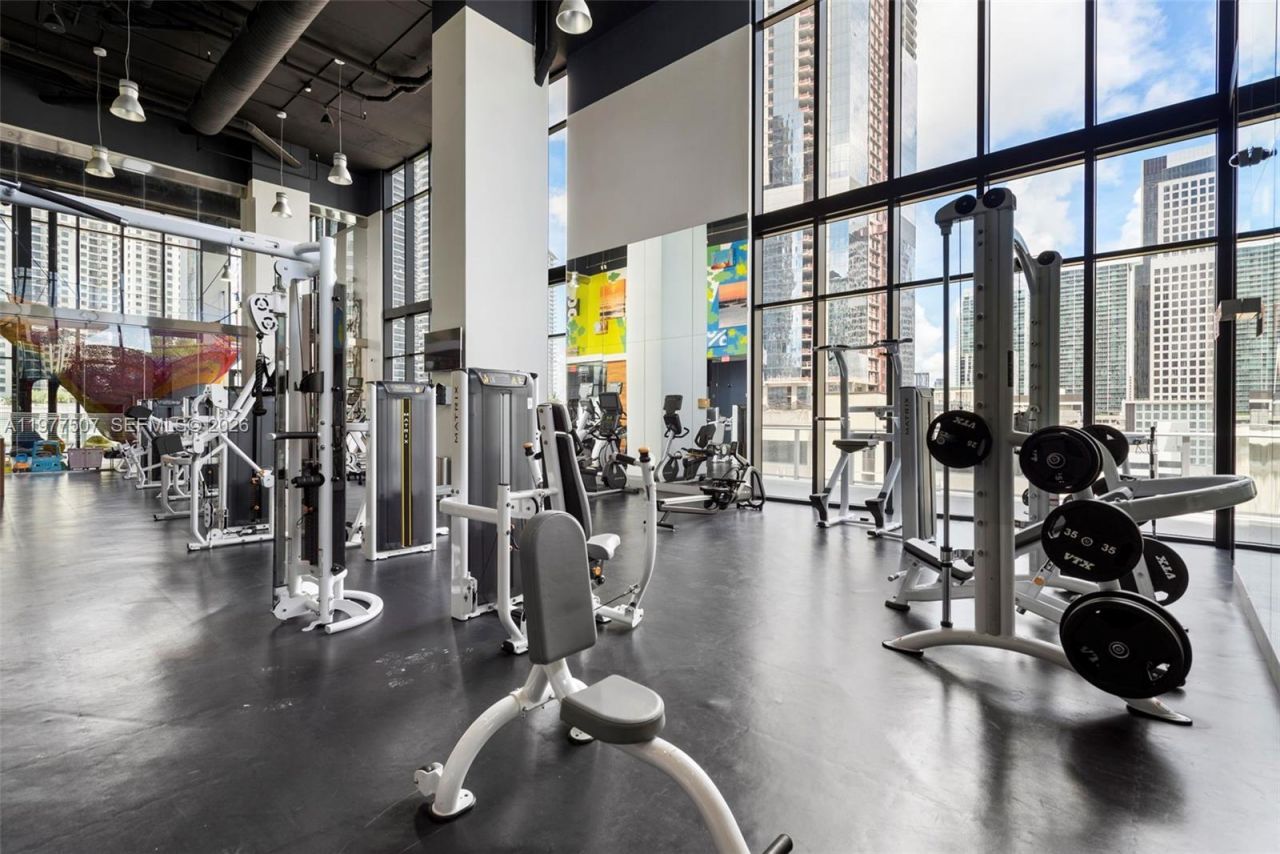 1010 Brickell Ave, Unit 3610, Miami, FL 33131 Photo