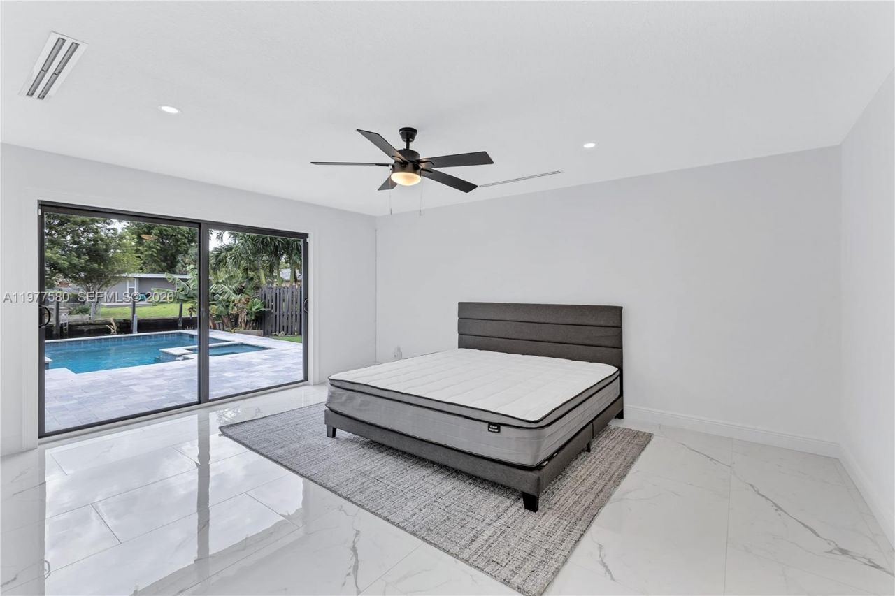 1608 SW 5th Ct, Fort Lauderdale, FL 33312 Photo