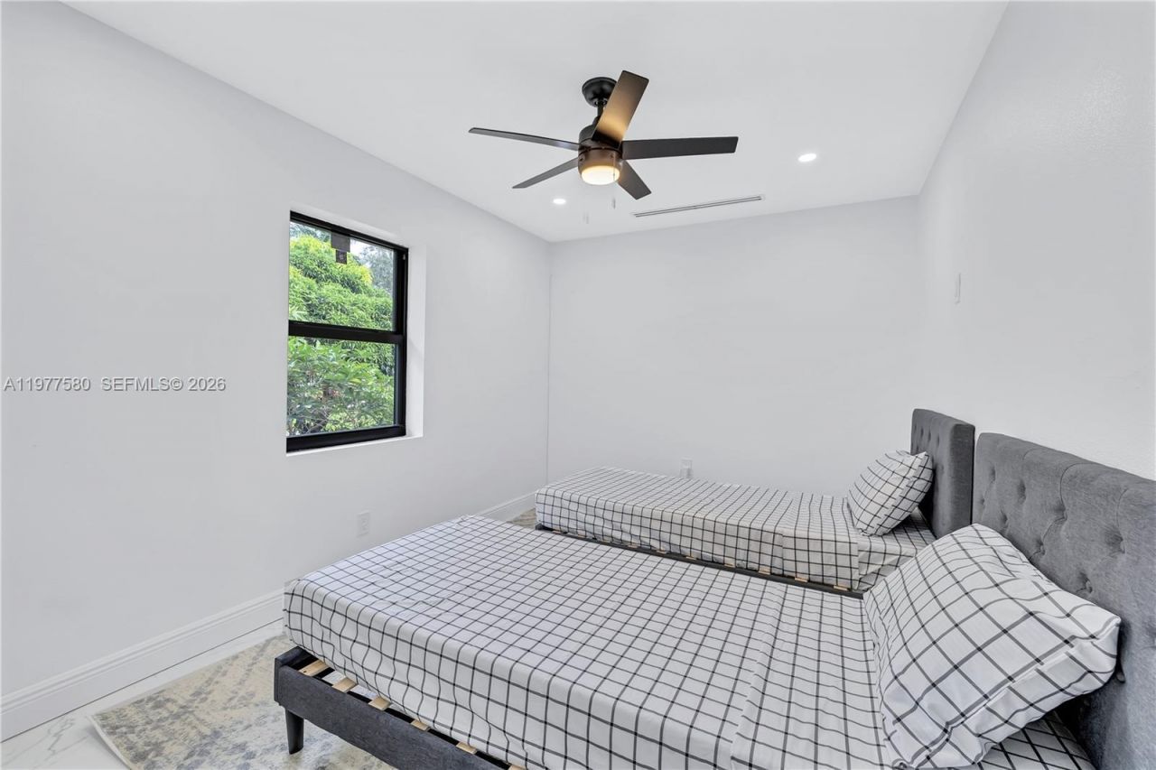 1608 SW 5th Ct, Fort Lauderdale, FL 33312 Photo