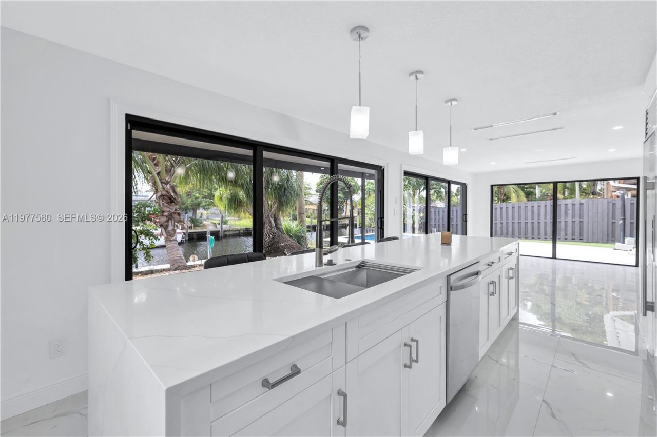 1608 SW 5th Ct, Fort Lauderdale, FL 33312 Photo