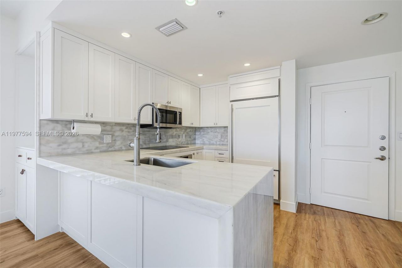 10 Aragon Ave , Unit 1117, Coral Gables, FL 33134 Photo