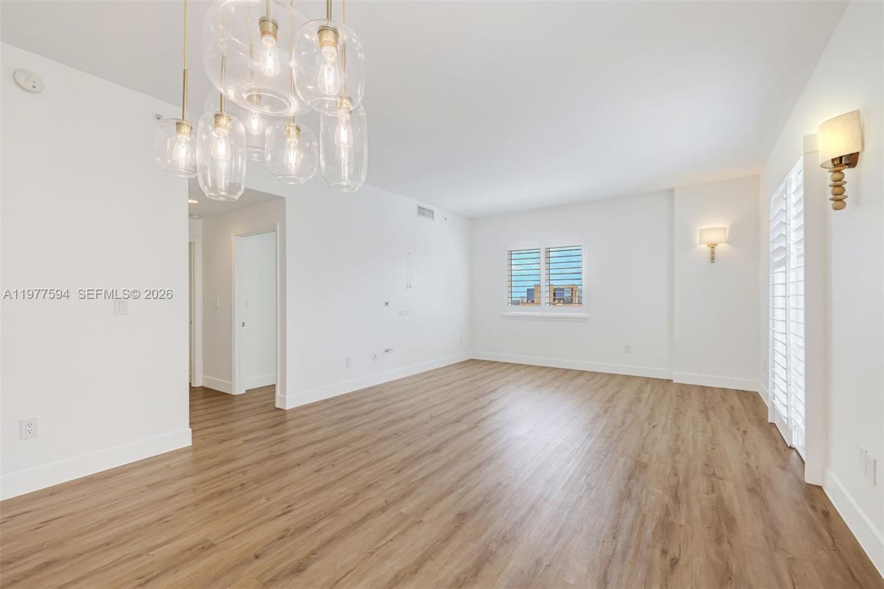 10 Aragon Ave , Unit 1117, Coral Gables, FL 33134 Photo