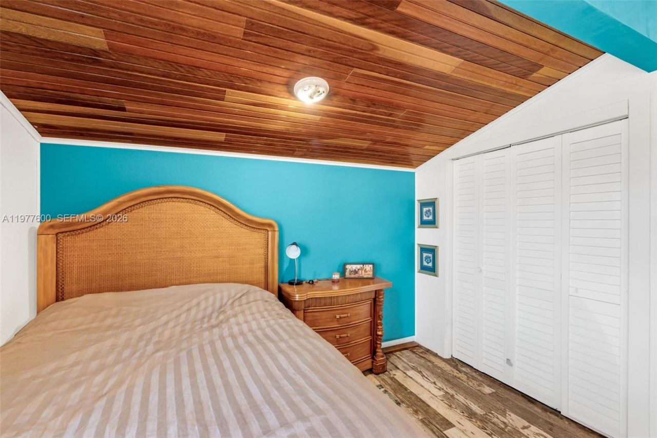 894 Ellen Dr , Key Largo, FL 33037 Photo