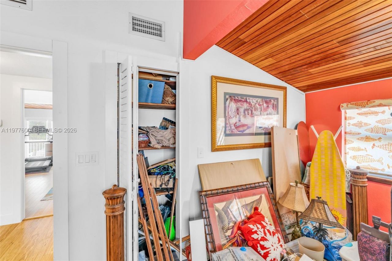 894 Ellen Dr, Key Largo, FL 33037 Photo