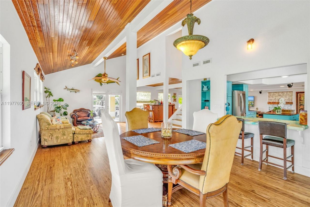 894 Ellen Dr , Key Largo, FL 33037 Photo