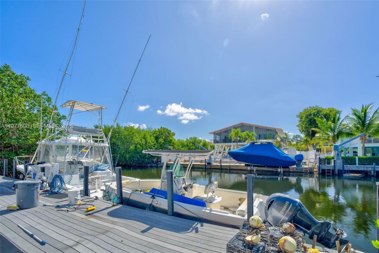 894 Ellen Dr, Key Largo, FL 33037 Photo