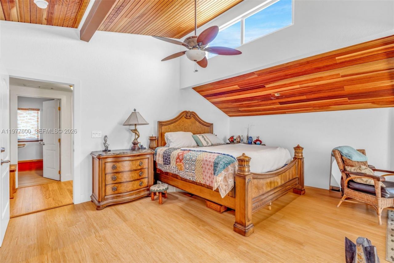 894 Ellen Dr, Key Largo, FL 33037 Photo