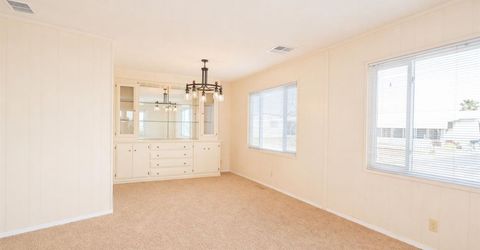6616 Capital #81, Sacramento, CA 95828 Photo