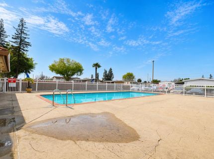 6616 Capital #81, Sacramento, CA 95828 Photo