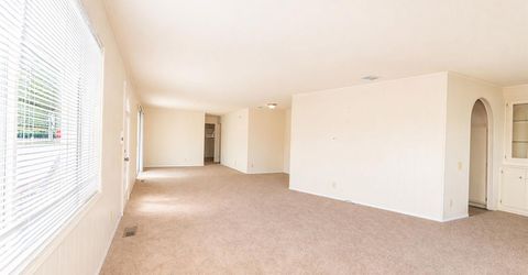 6616 Capital #81, Sacramento, CA 95828 Photo