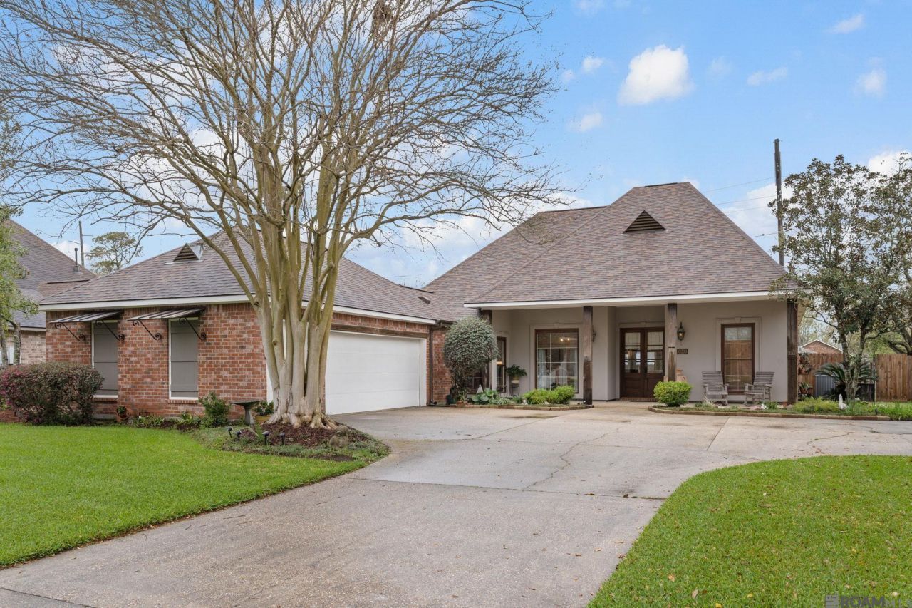 10203 Oakline Dr, Baton Rouge, LA 70809 Main Photo