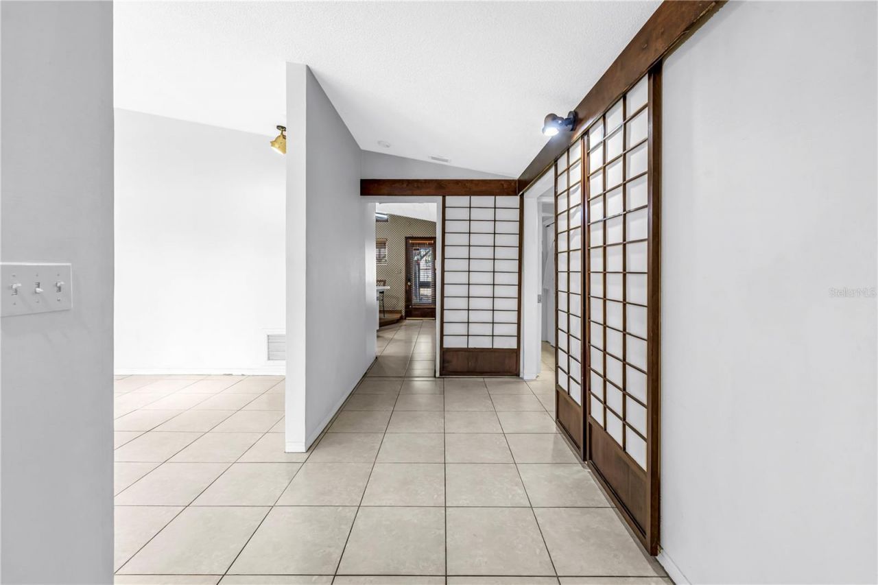 6069 4th Avenue N, Saint Petersburg, FL 33710 Photo