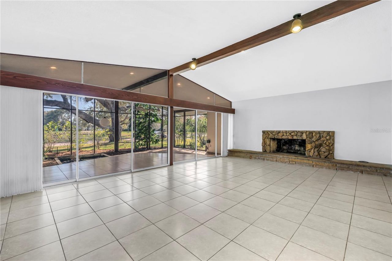 6069 4th Avenue N, Saint Petersburg, FL 33710 Photo