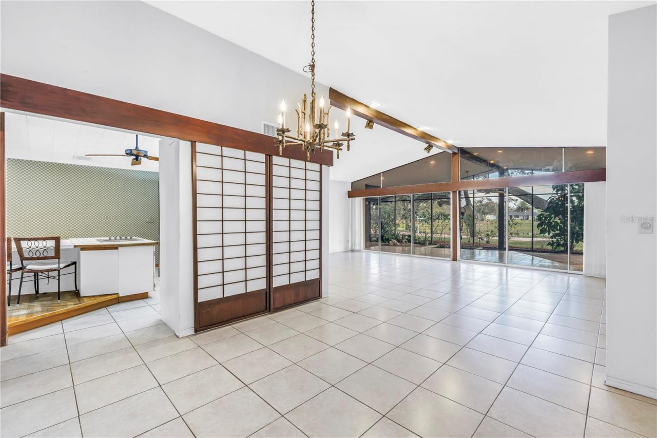 6069 4th Avenue N, Saint Petersburg, FL 33710 Photo