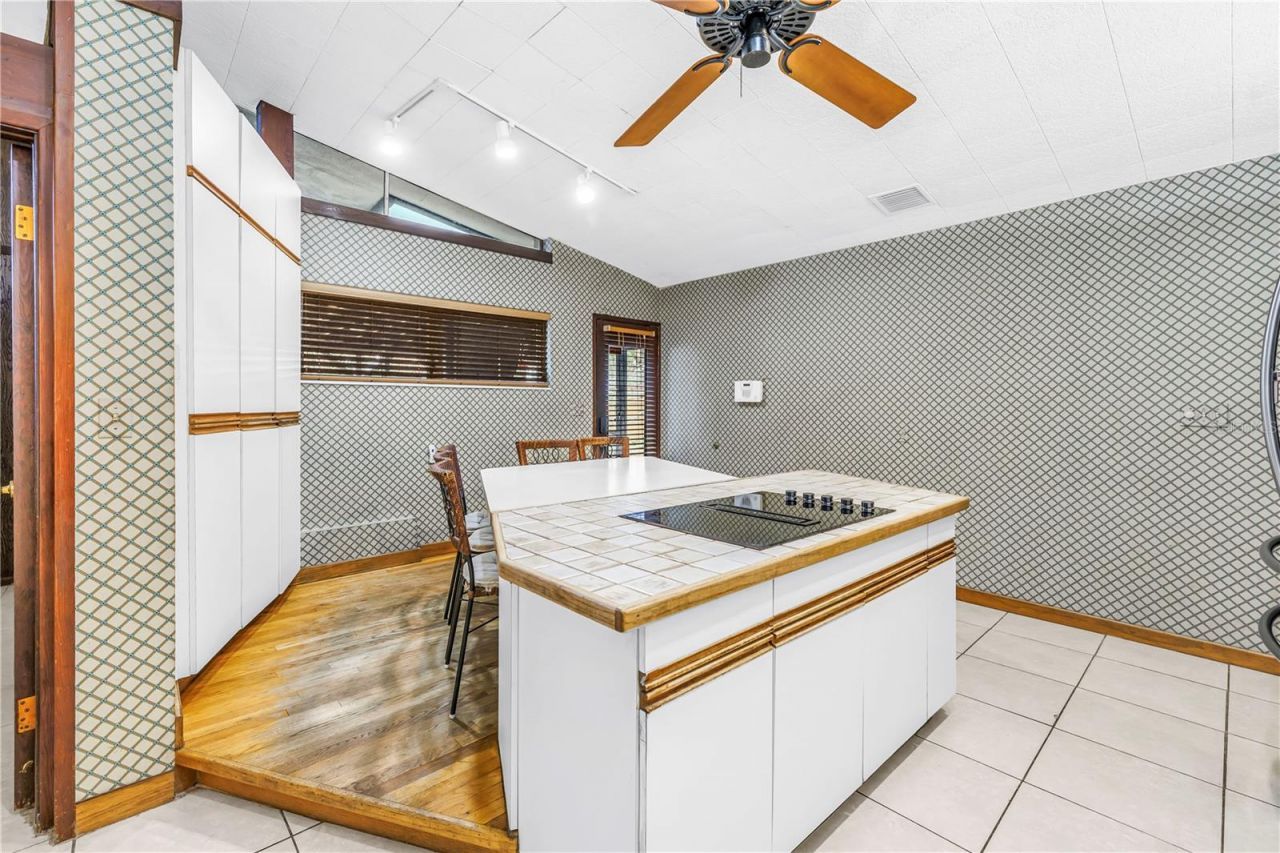 6069 4th Avenue N, Saint Petersburg, FL 33710 Photo