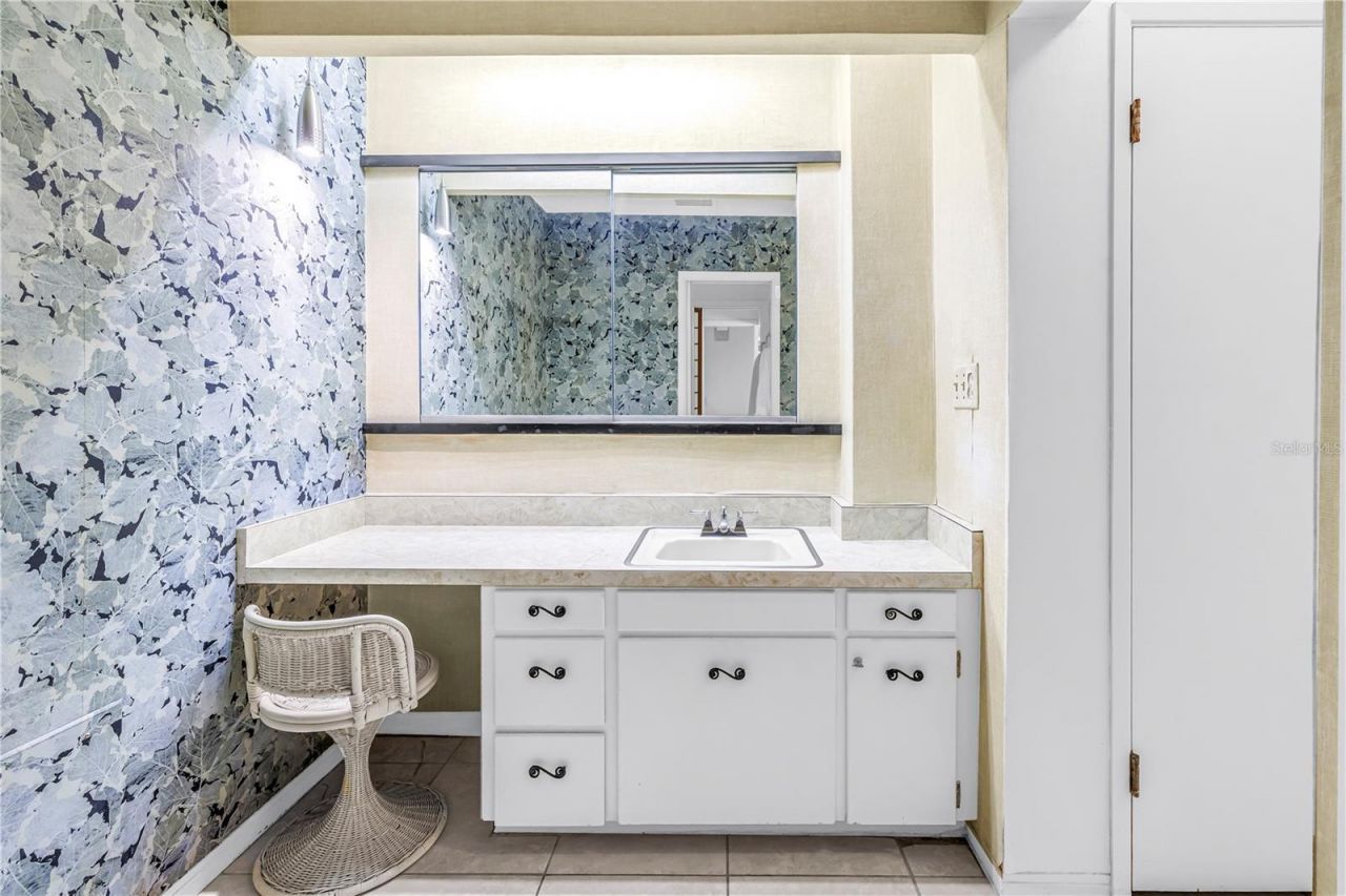 6069 4th Avenue N, Saint Petersburg, FL 33710 Photo