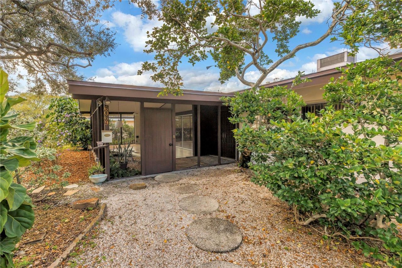 6069 4th Avenue N, Saint Petersburg, FL 33710 Photo