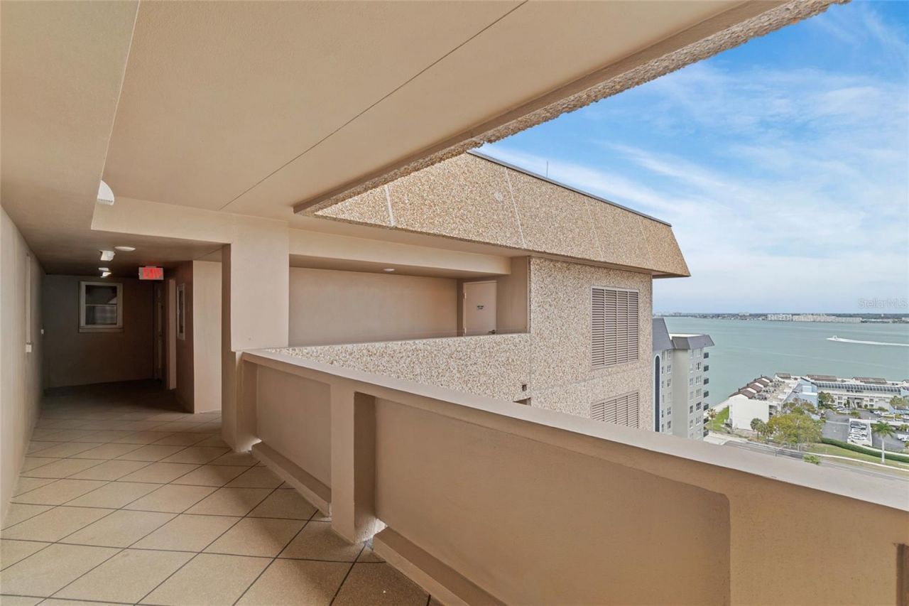 5200 Brittany Drive S, Unit 1809, Saint Petersburg, FL 33715 Photo