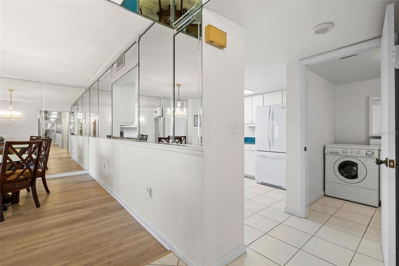 5200 Brittany Drive S, Unit 1809, Saint Petersburg, FL 33715 Photo