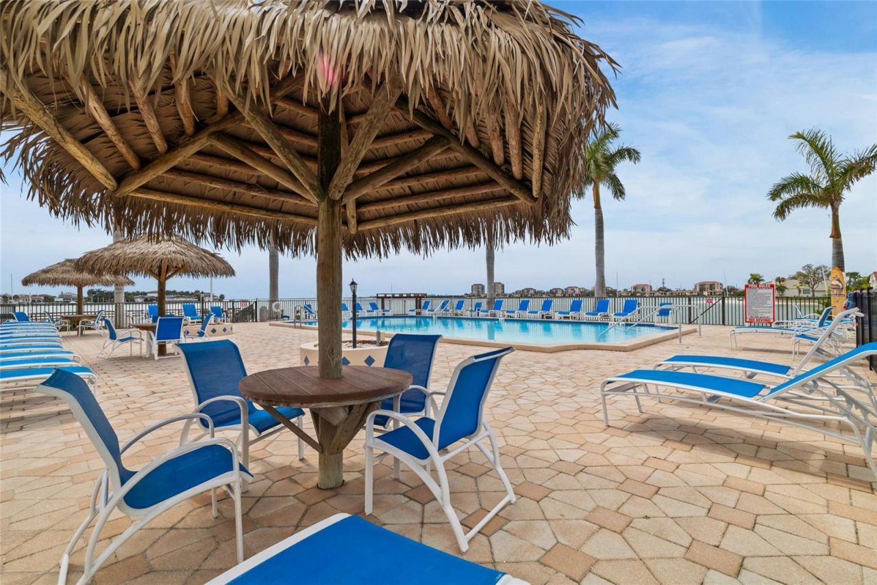 5200 Brittany Drive S, Unit 1809, Saint Petersburg, FL 33715 Photo