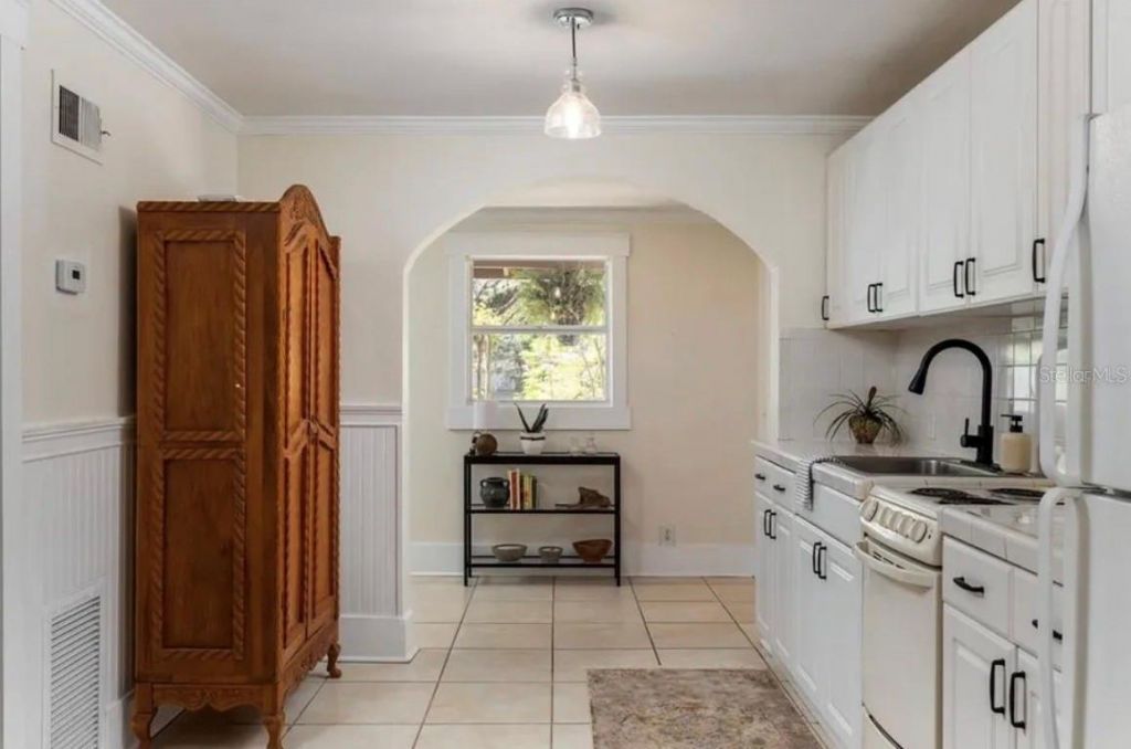 236 W North Street, Tampa, FL 33604 Photo