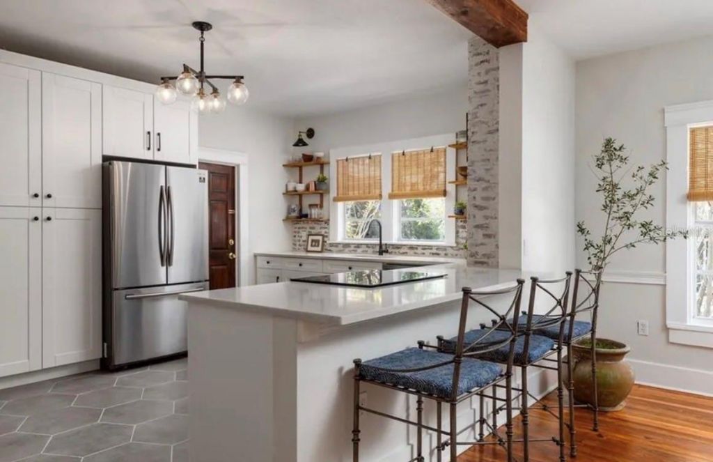 236 W North Street, Tampa, FL 33604 Photo