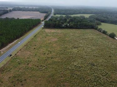 300 NE 708 AVENUE , OLD TOWN, FL 32680