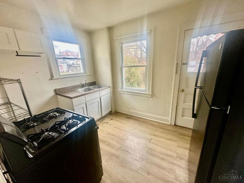 2446 Duck Creek Road, Norwood, OH 45212 Photo 4