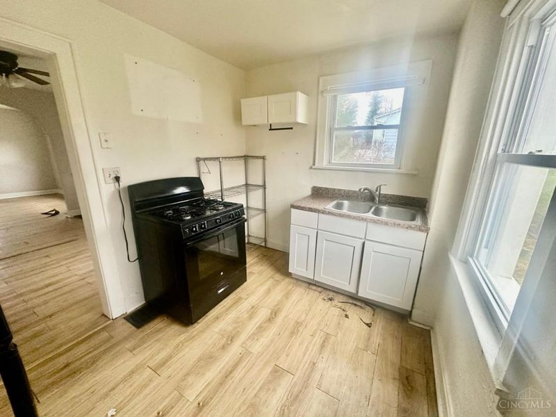 2446 Duck Creek Road, Norwood, OH 45212 Photo 5