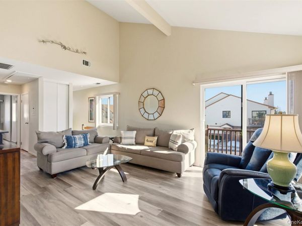 11 Balsam Court , Unit 11, Wantagh, NY 11793